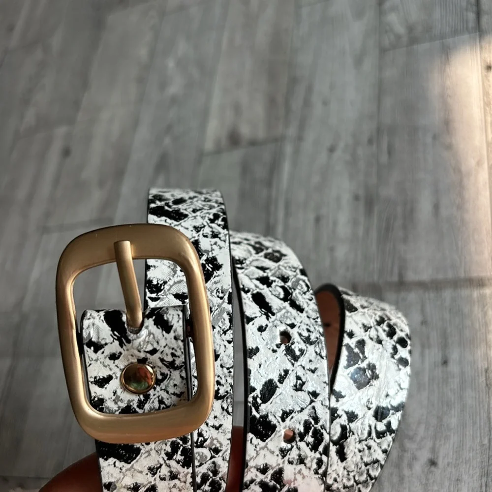 H&M black‎ & gold faux leather Snake Belt size small long